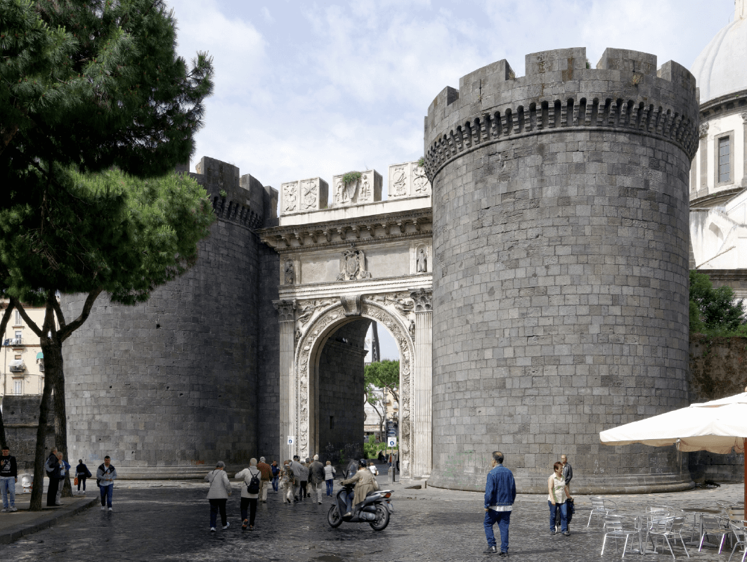 Porta Capuana Napoli